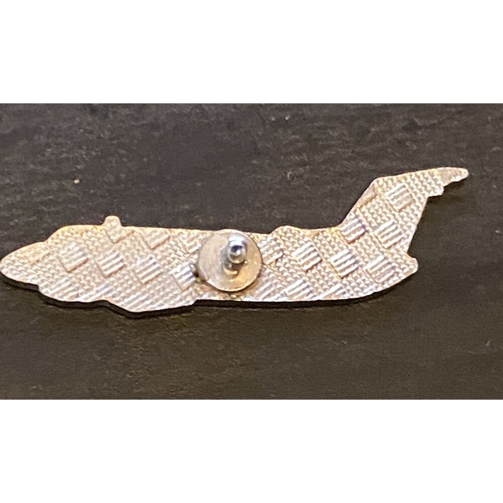 Vintage Comair Airplane Lapel Pin With Red & Gold Design - Aviation Collectible - Picture 3 of 4